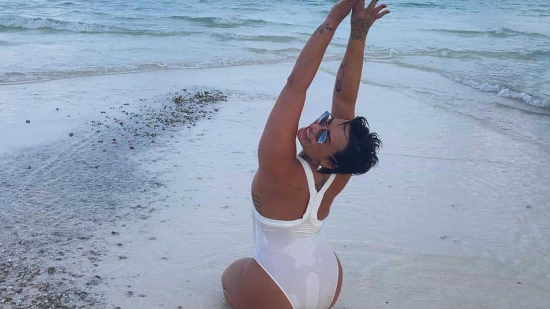 Demi Lovato celebrates 29th birthday with stunning swimsuit pics