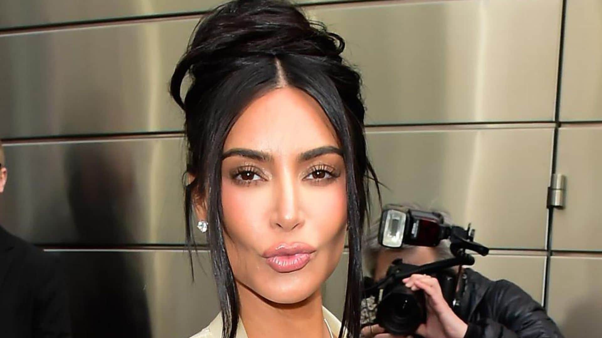 Kim Kardashian has a date with Karl Lagerfeld’s cat and officiates Chris Appleton’s wedding