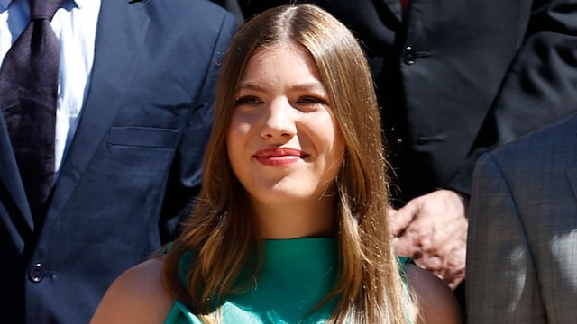 Infanta Sofia reunites with former classmates