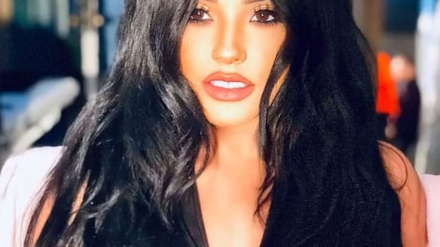 Becky G 'Un Mundo Ideal'