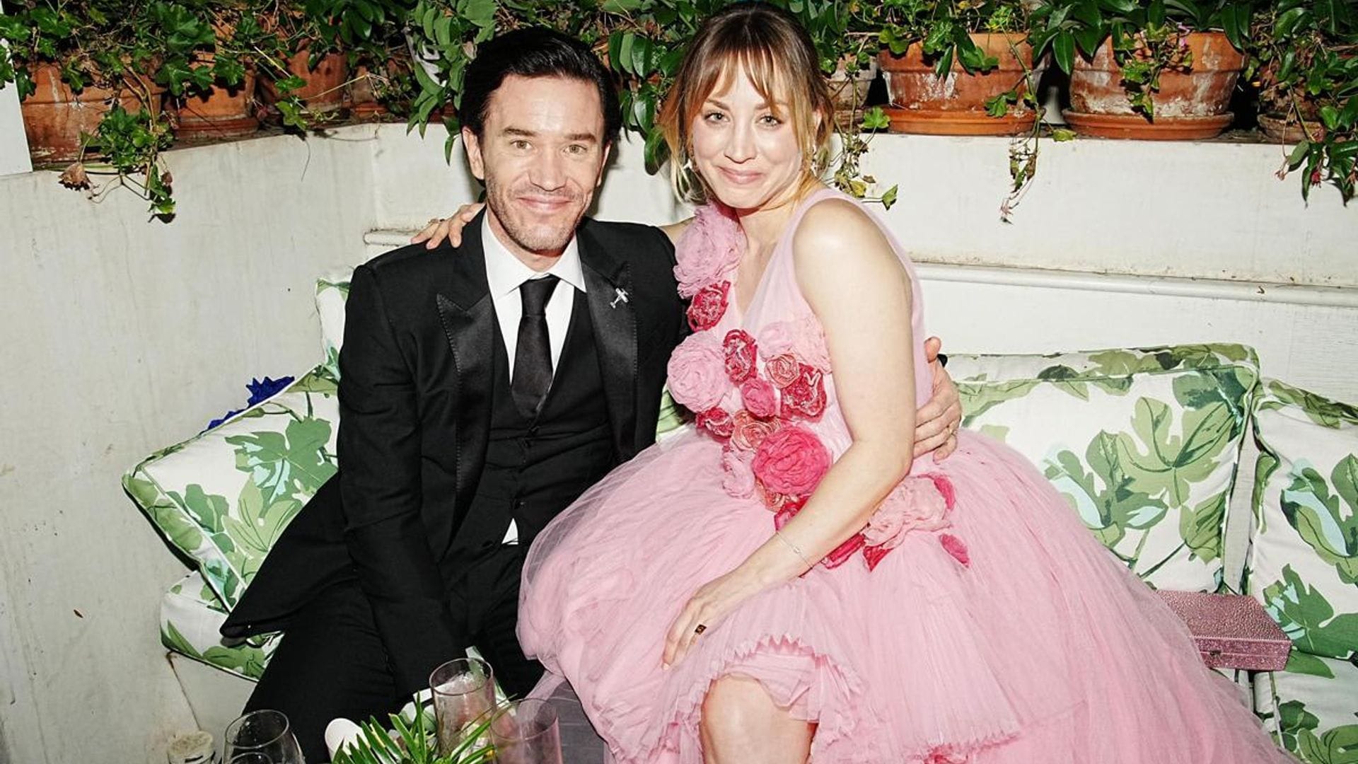 Kaley Cuoco and her boyfriend Tom Pelphrey make their Emmys debut