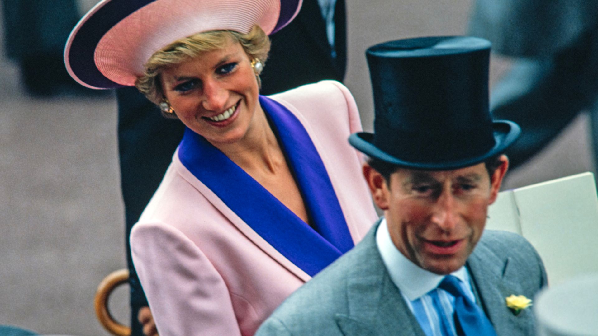 https://www.hola.com/us/horizon/landscape/0a557f163e46-prince-charles-the-prince-of-wales-and-diana-princess-of-wales-attend-the-second.jpg?im=Resize=(1200)