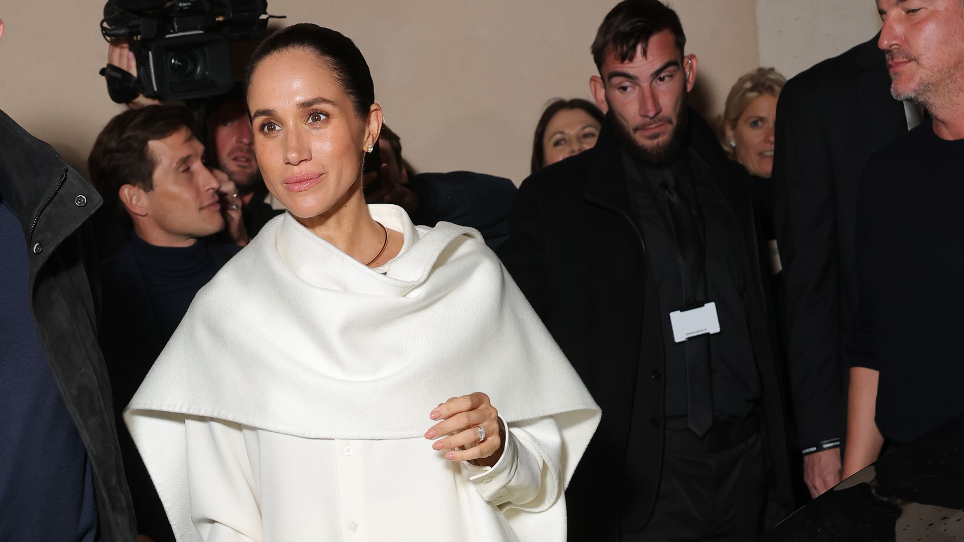 Meghan Markle stuns in Paris with an unexpected return to Europe for the Balenciaga show