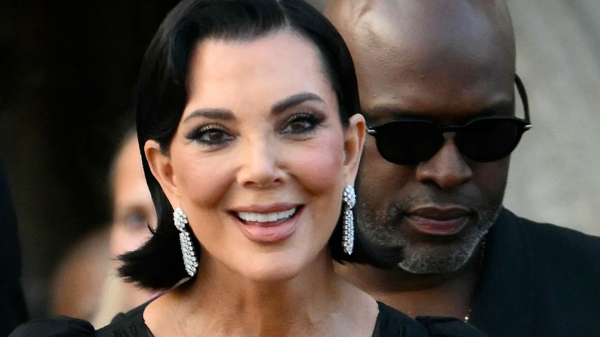 https://www.hola.com/us/horizon/landscape/0c03ba71fbd4-us-television-personality-kris-jenner-and-corey-gambler-leave-the-gritti-palace-.jpg?im=Resize=(1200)