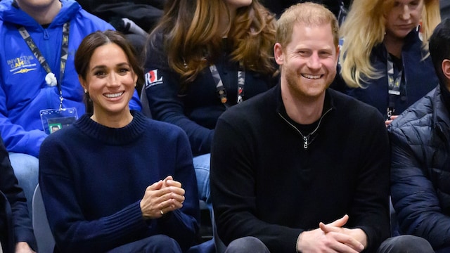 VANCOUVER, BRITISH COLUMBIA - FEBRUARY 09: Meghan, Duchess of Sussex and Prince Harry, Duke of Sussex attend the wheelchair basketball during day one of the 2025 Invictus Games at the Vancouver Convention Centre on February 09, 2025 in Vancouver, British Columbia. (Photo by Karwai Tang/WireImage)