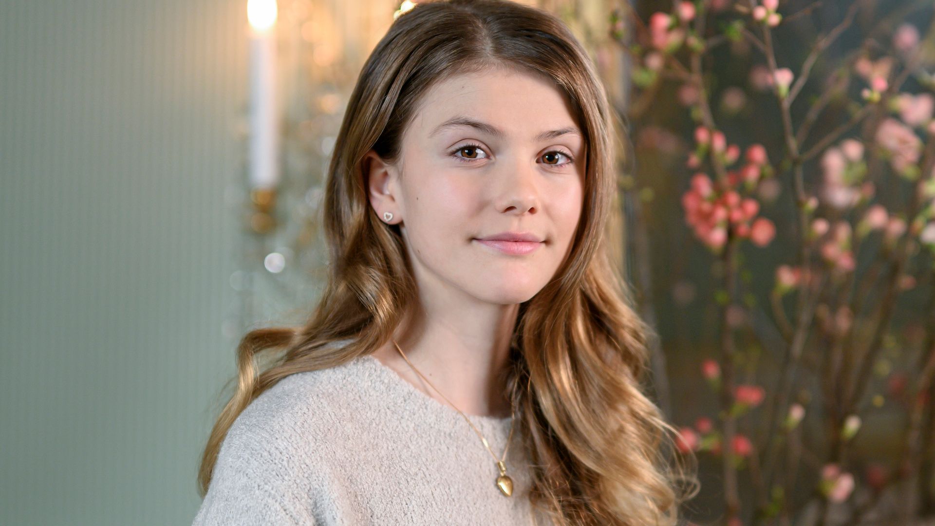 The sentimental detail you might not know about Princess Estelle's 13th birthday photos
