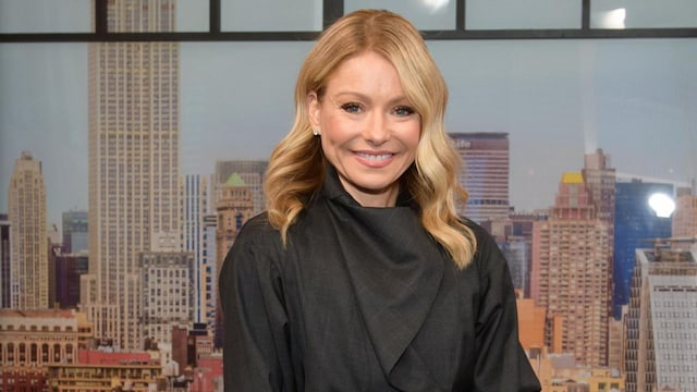 Celebrities Visit People TV - February 19, 2020