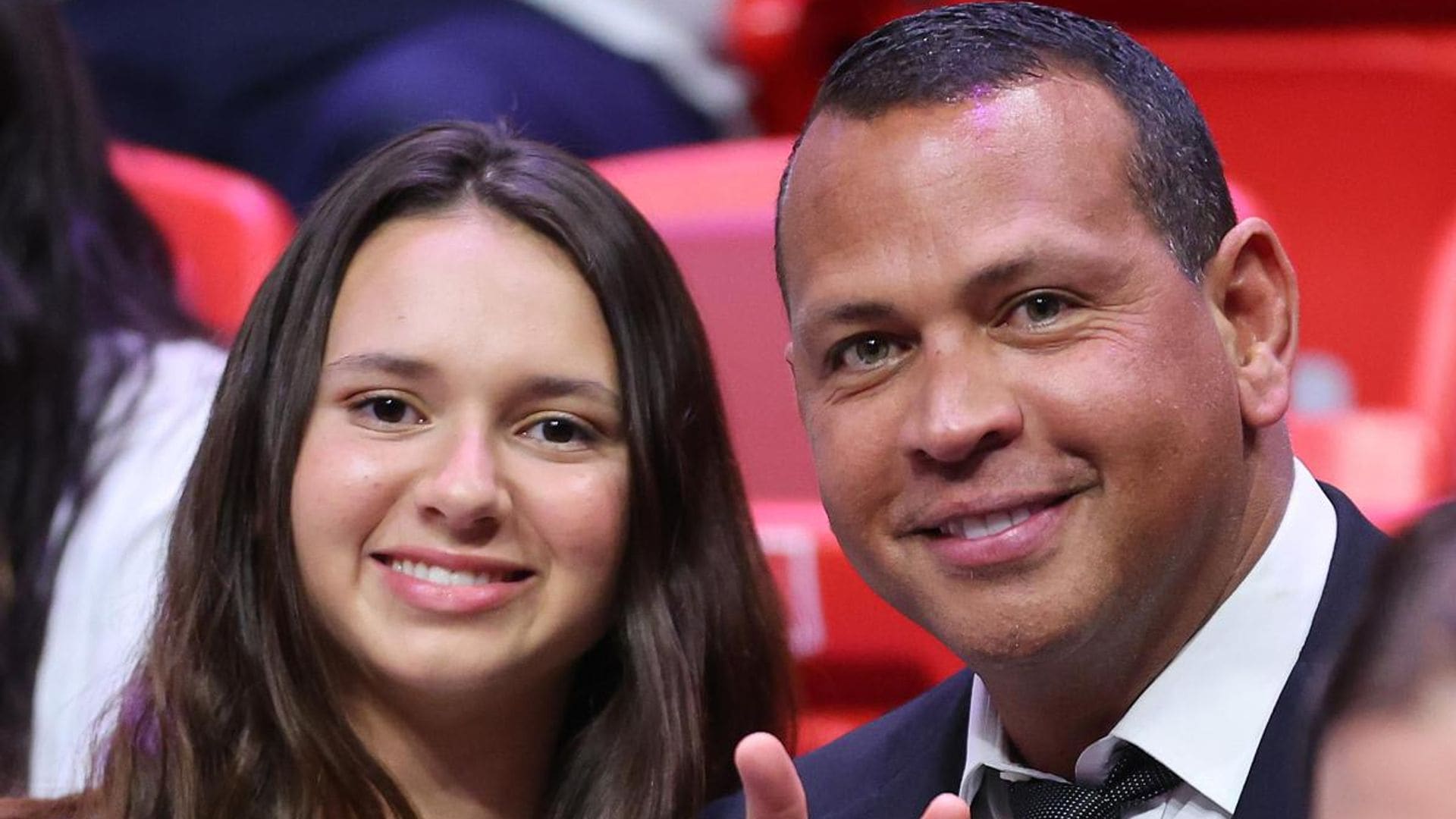 A-Rod and Jaclyn Cordeiro drop his daughter Natasha off at University