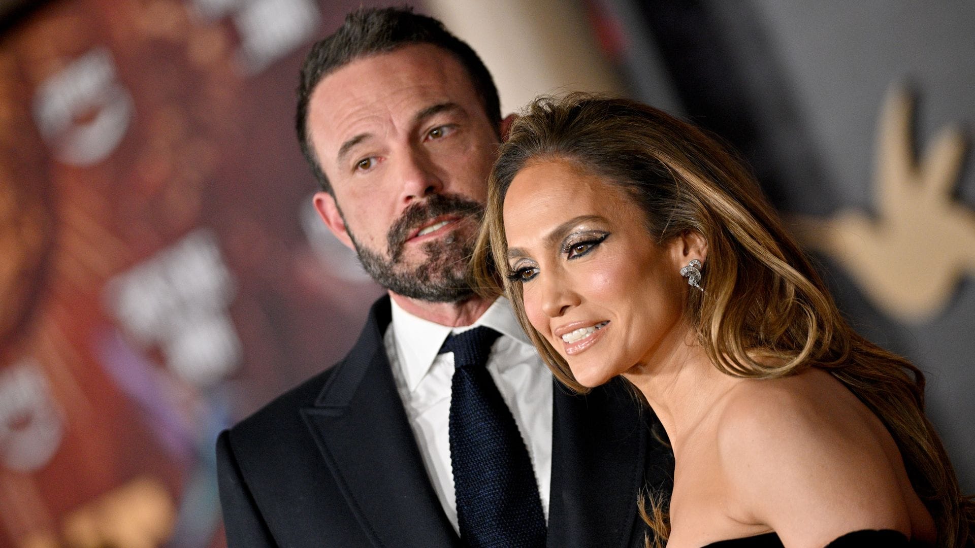 Ben Affleck parts ways with his wedding ring: Is Jennifer Lopez doing the same?