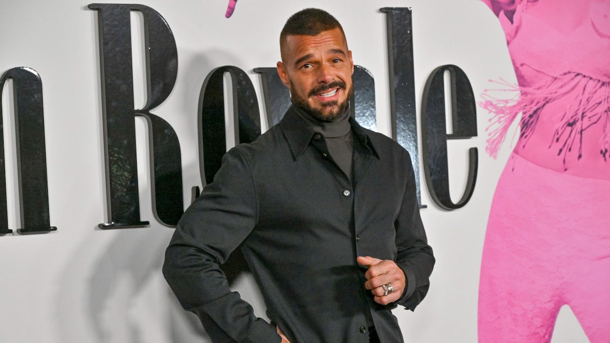 Ricky Martin looks tan, tall, and handsome at the Emmy FYC event