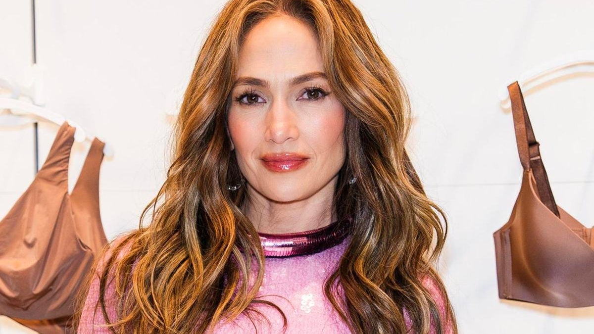 jennifer lopez leather dress shows off her figure in stunning in latest night out sherri hill inc