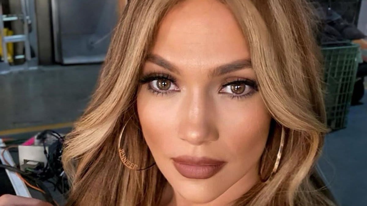 f03aad7a0fef-jennifer-lopez-s-