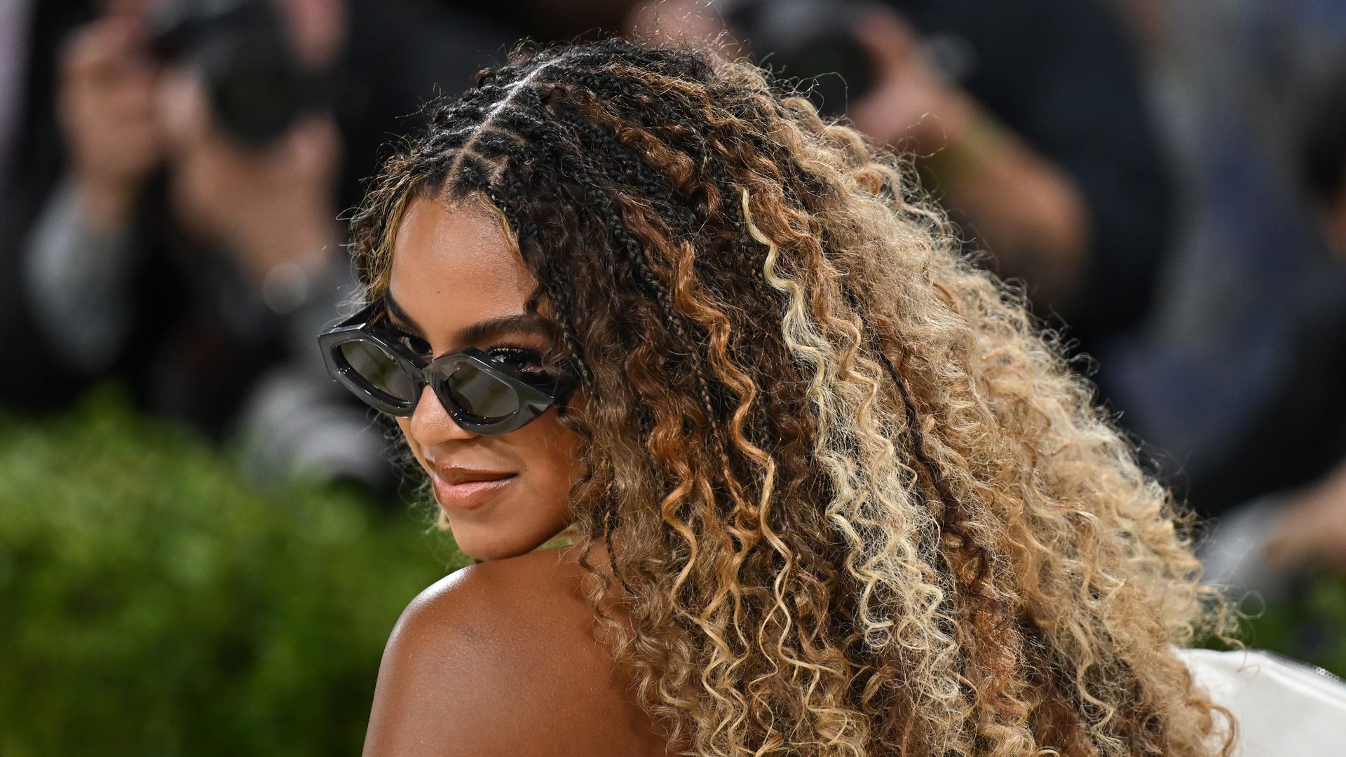 Blue Ivy Carter at The 2026 Met Gala Celebrating "Costume Art" held at The Metropolitan Museum of Art on May 04, 2026 in New York, New York. (Photo by Michael Buckner/Penske Media via Getty Images) 