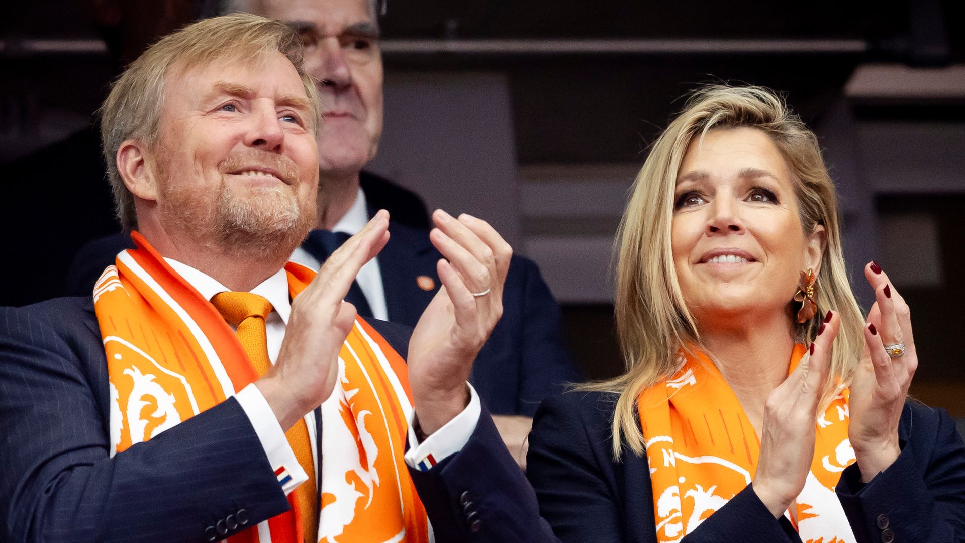 King Willem-Alexander and Queen Máxima's family are all in on the Netherlands' newest addition: Xavi Hernández