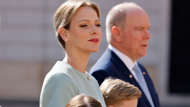 Prince Albert, Princess Charlene and twins welcome France's president and first lady