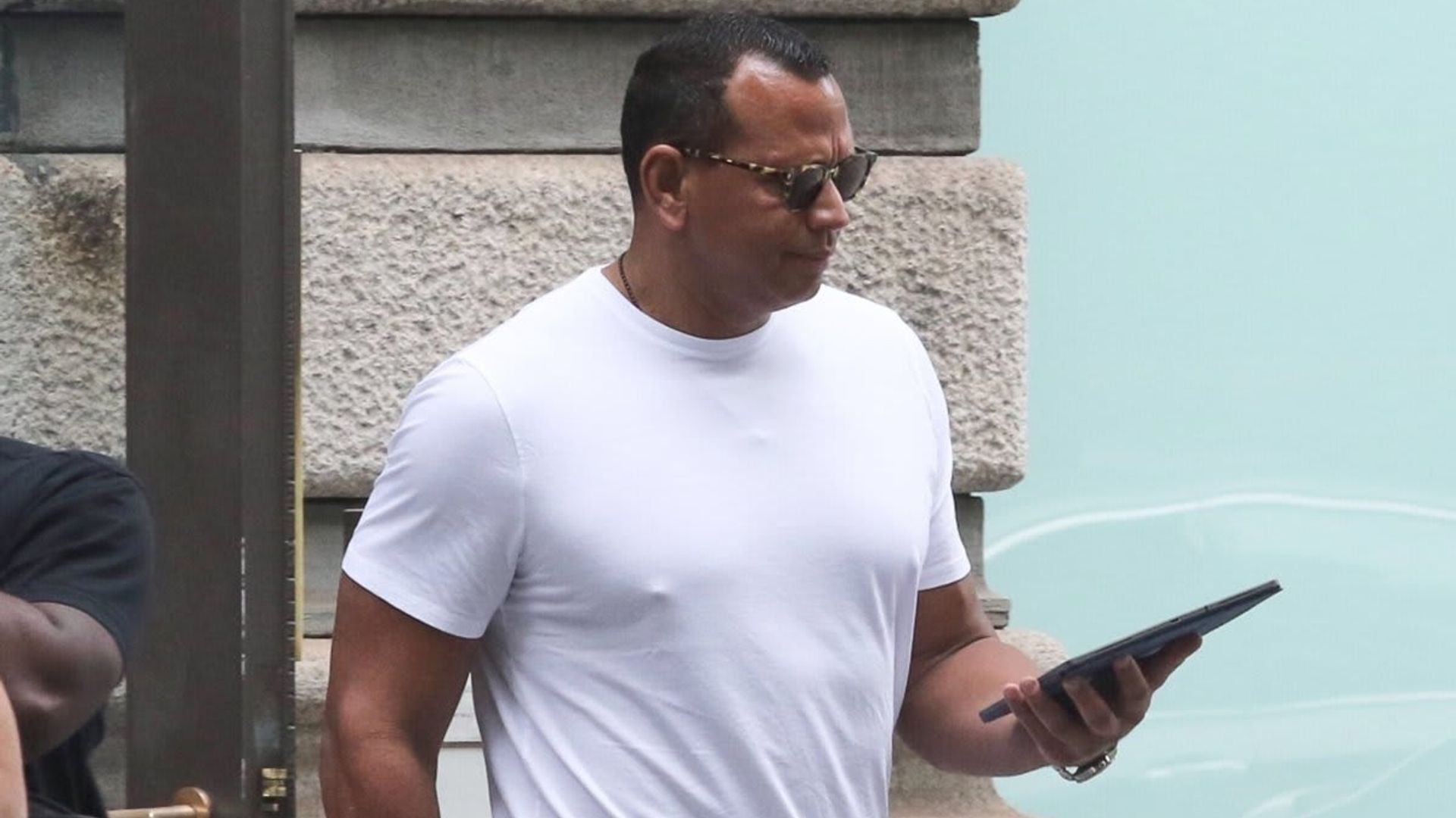 Are Alex Rodriguez and Katie Holmes dating?