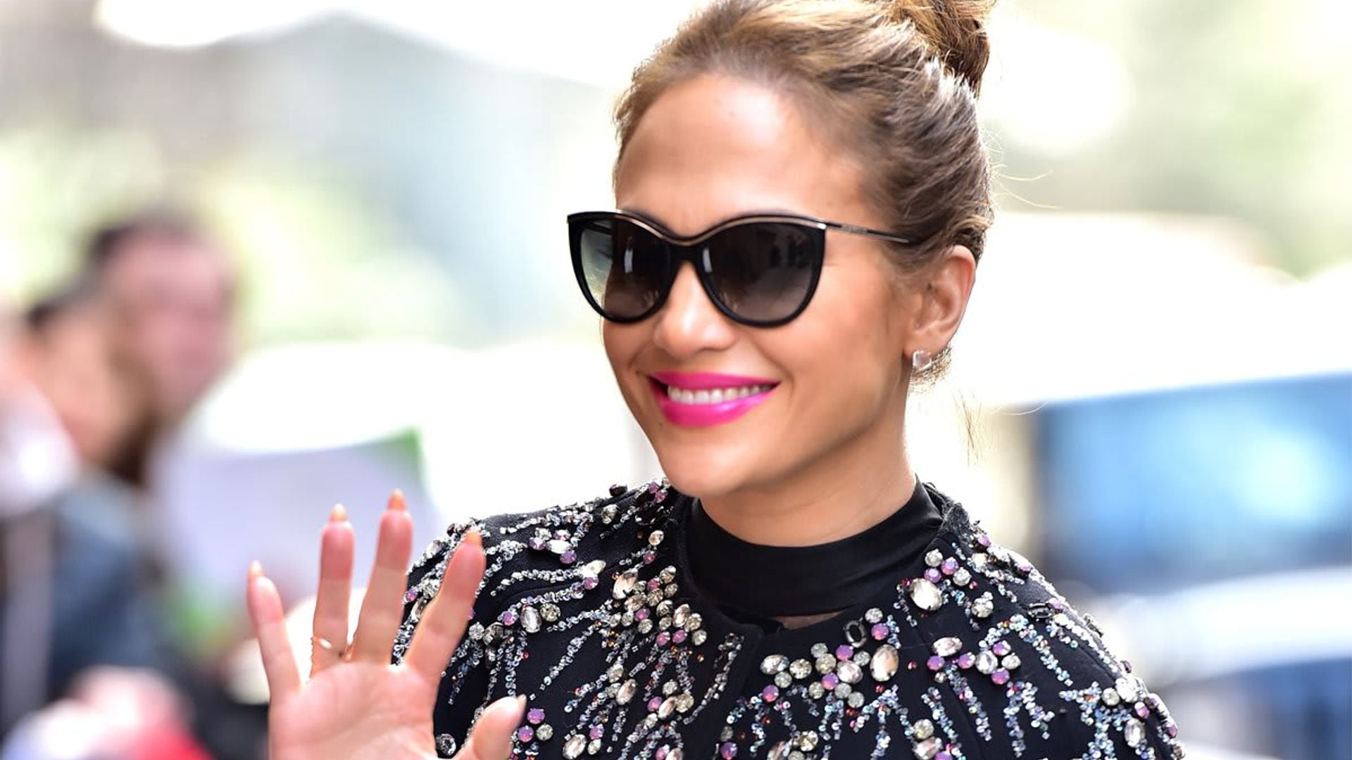 Jennifer Lopez, Taylor Swift, and more stars say goodbye to 2020