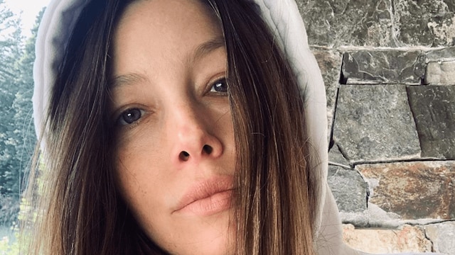 Jessica Biel Instagram No Makeup