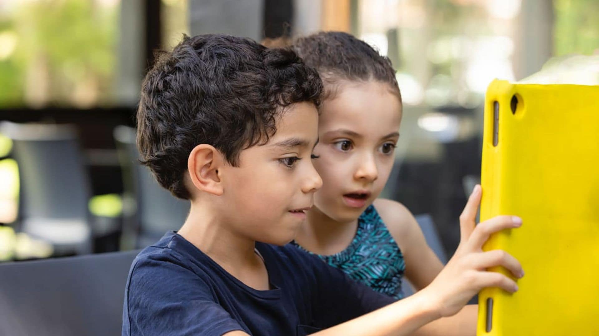 Study expose the potential harm of exposing babies and toddlers to excessive screen time