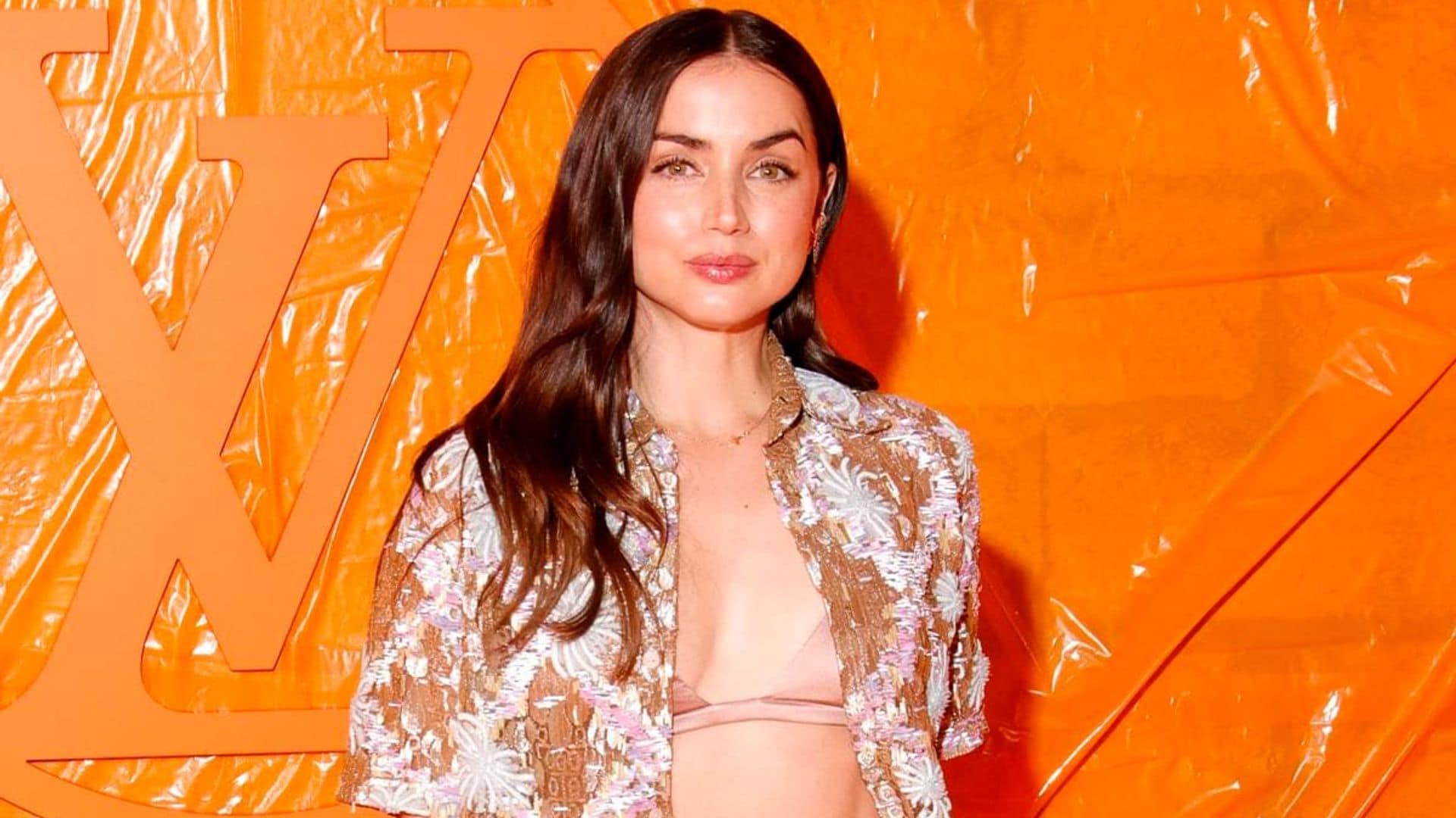 Ana de Armas looked stunning in red while filming in Australia