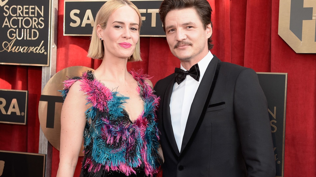 https://www.hola.com/us/horizon/landscape/18041c91d45b-los-angeles-ca-actors-sarah-paulson-and-pedro-pascal-attend-the-22nd-annual-scre.jpg?im=Resize=(1200)