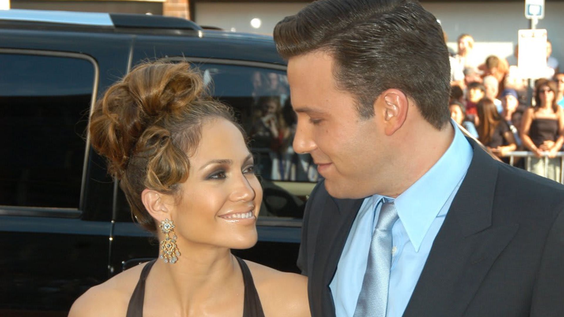 Ben Affleck gets extremely candid about dating Jennifer Lopez