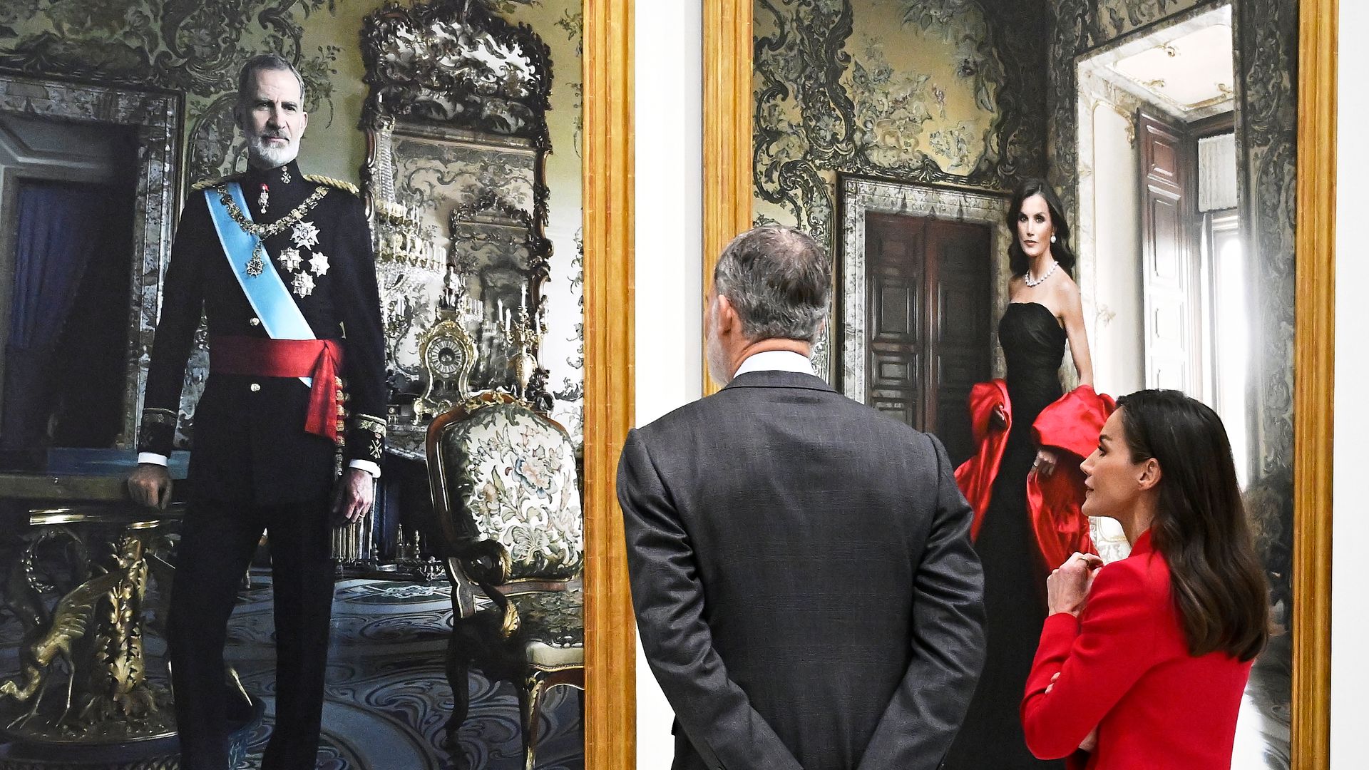 Annie Leibovitz tells Queen Letizia how she wants to photograph her next time