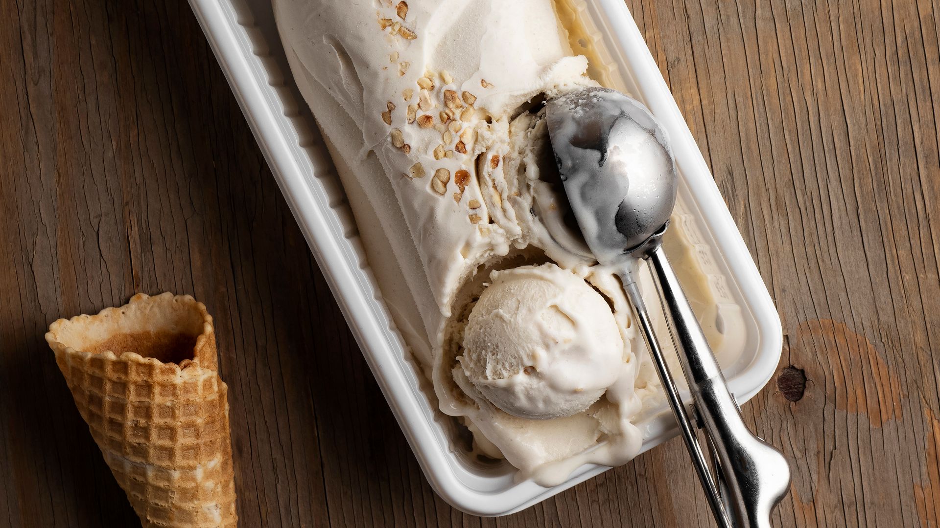 How to make coconut soft serve at home