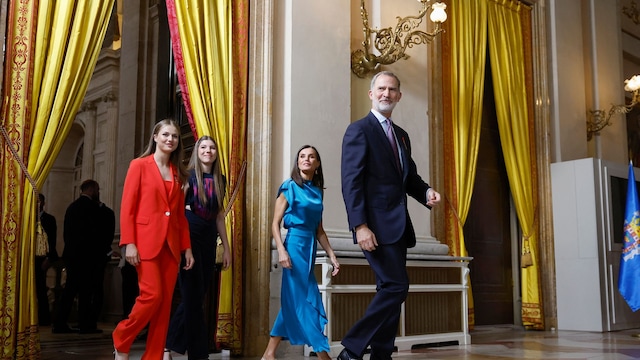 Princess Leonor and Infanta Sofia’s share loving words for their mom and dad on special anniversary