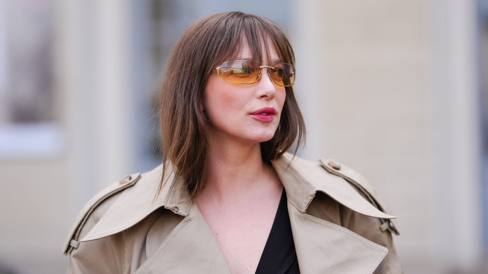 8 Anti-Frizz haircuts to style in 5 minutes