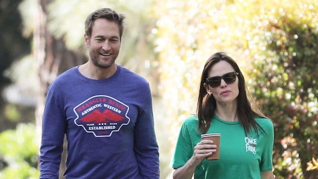 Jennifer Garner enjoys Mother's Day with her boyfriend John Miller