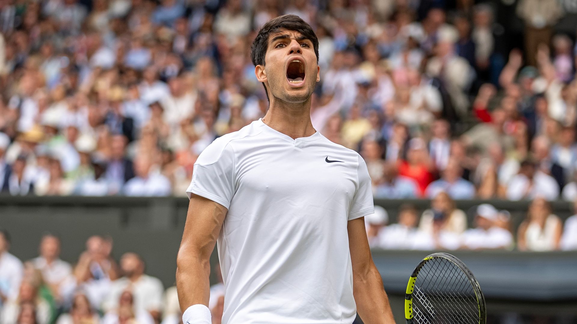 Carlos Alcaraz shows off tattoo commemorating French Open win