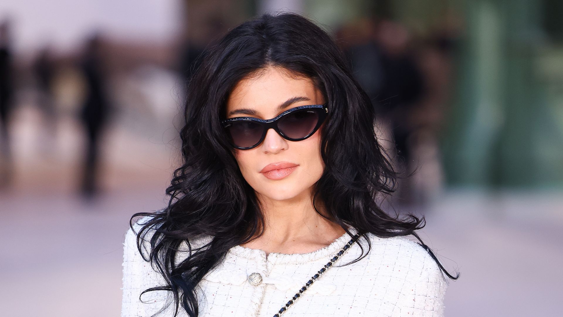 Kylie Jenner's red bikini is an expensive collector's item once worn by a '90s supermodel