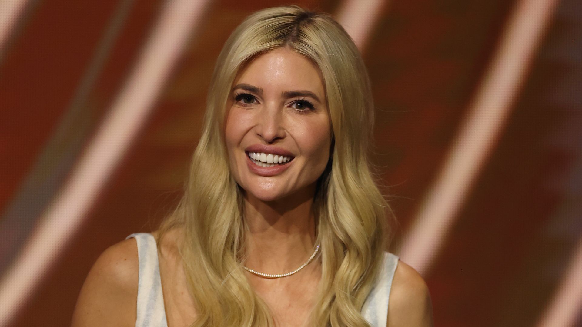 Ivanka Trump knots her shirt into a crop top for a Malibu night out