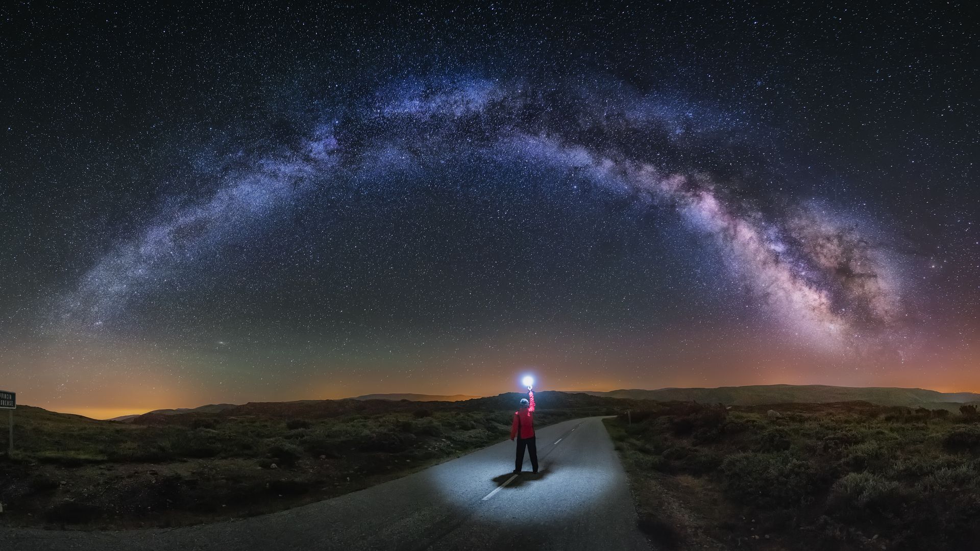 https://www.hola.com/us/horizon/landscape/239a8b945efe-gettyimages-590083935.jpg?im=Resize=(1200)