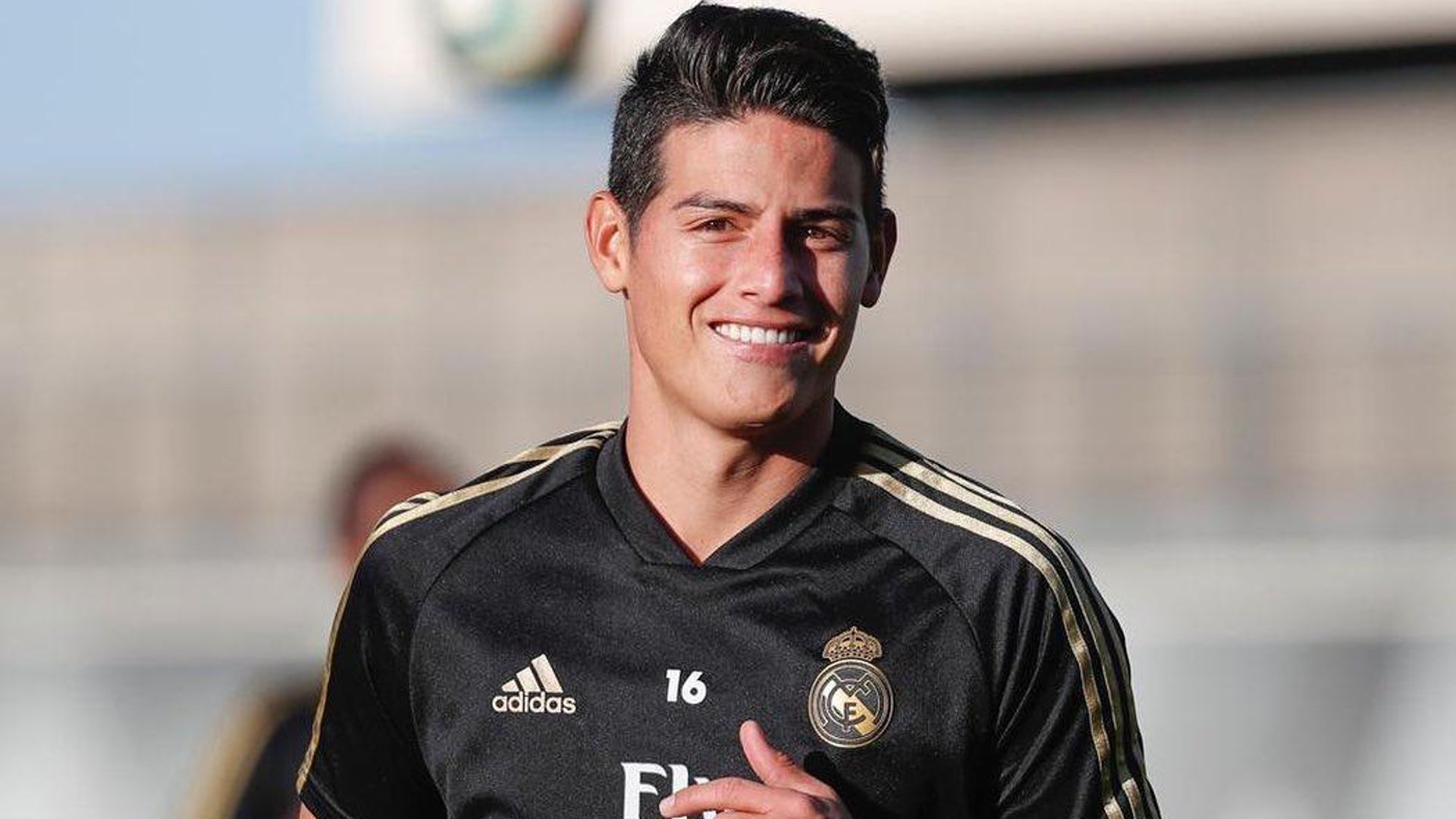 James Rodriguez shares first photo of himself with baby Samuel