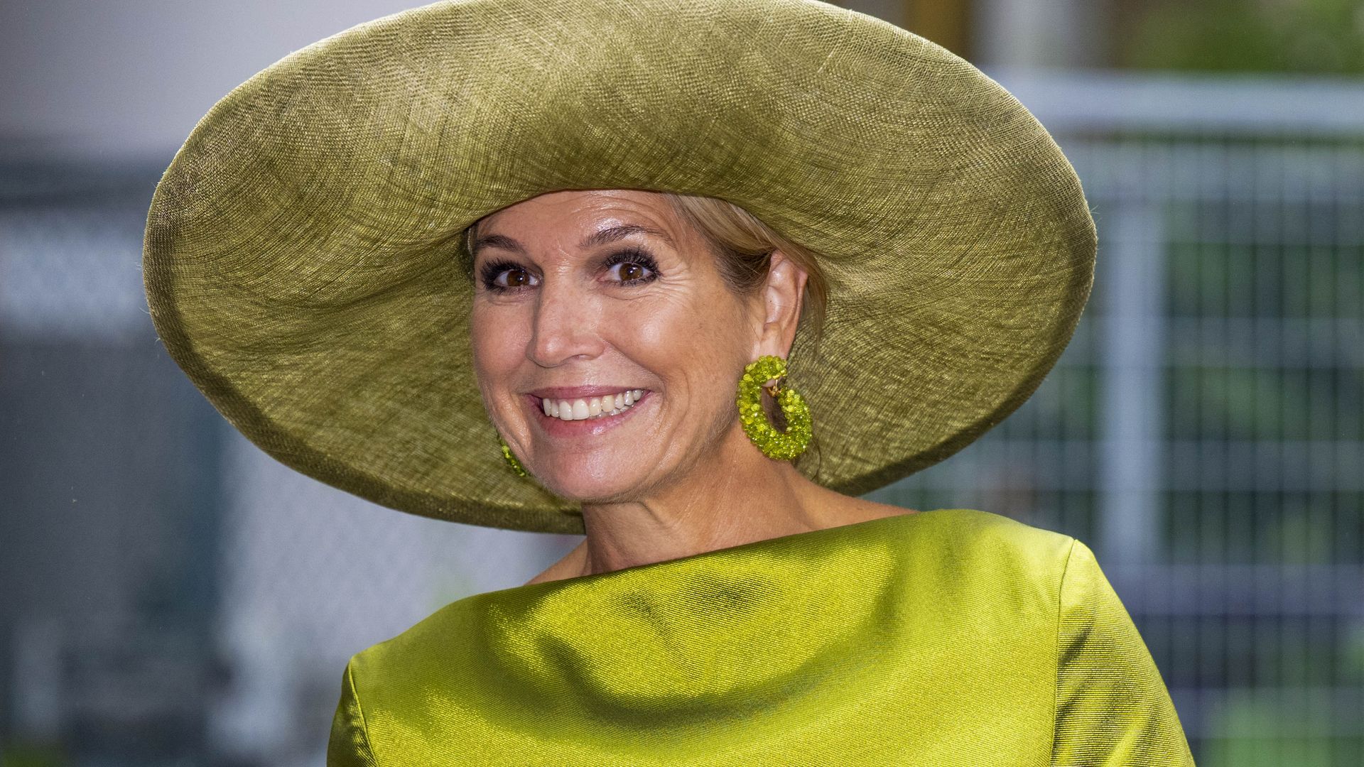 maxima green dress Queens of England: Maxima goes really green