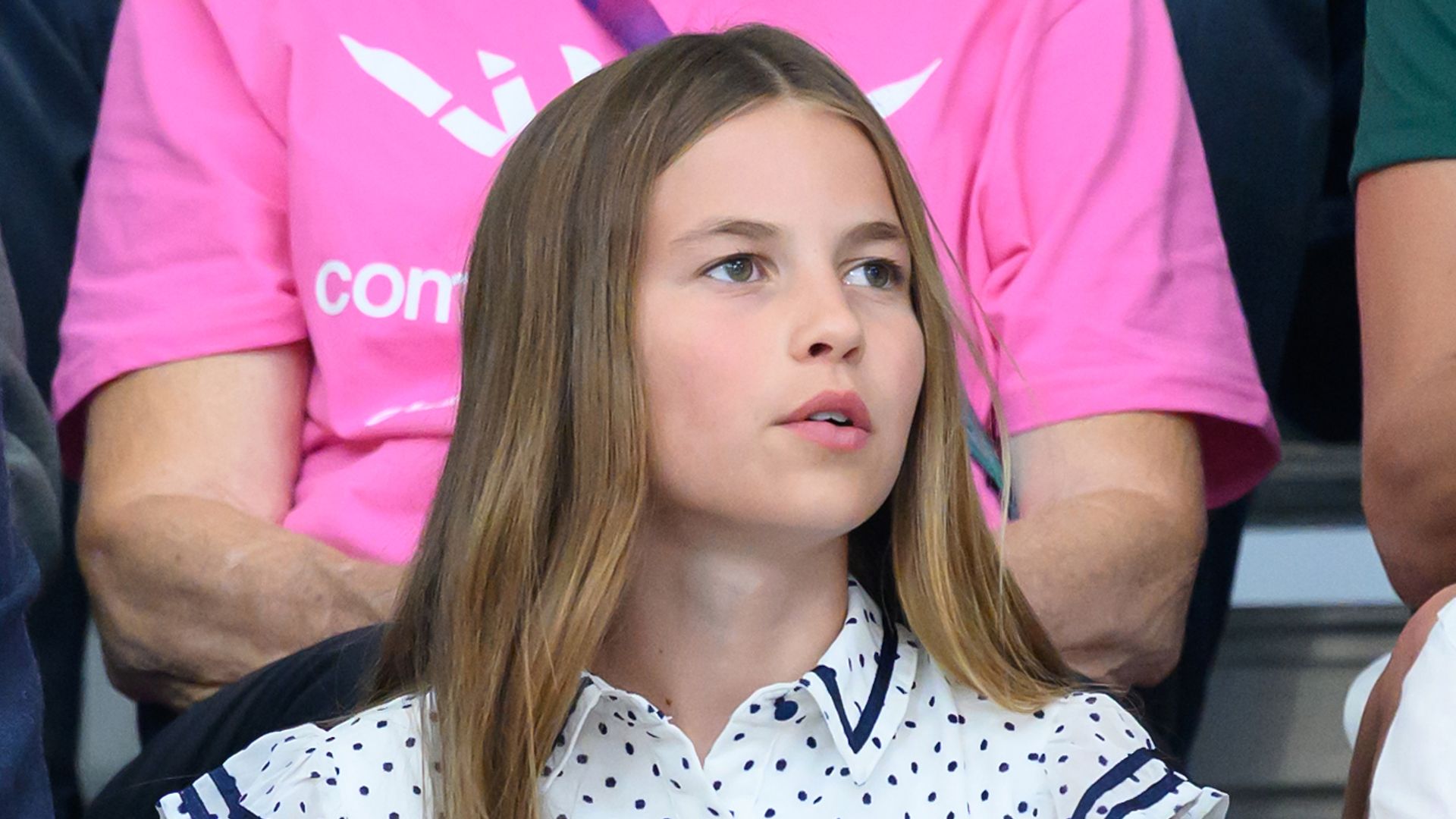 https://www.hola.com/us/horizon/landscape/2449d79244d3-glasgow-scotland-princess-charlotte-of-wales-watches-the-track-cycling-during-th.jpg?im=Resize=(1200)