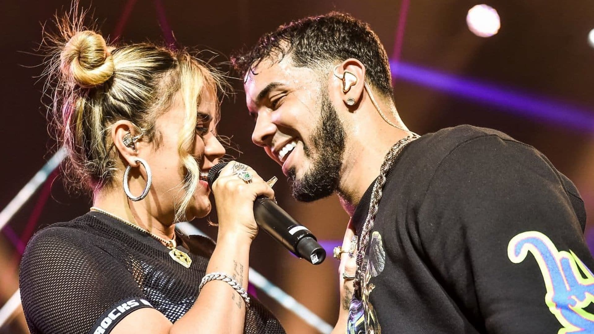 Anuel AA begs Karol G to take him back at Baja Beach Fest