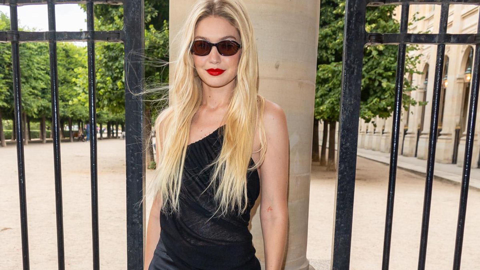 Gigi Hadid was arrested at the airport in the Cayman Islands