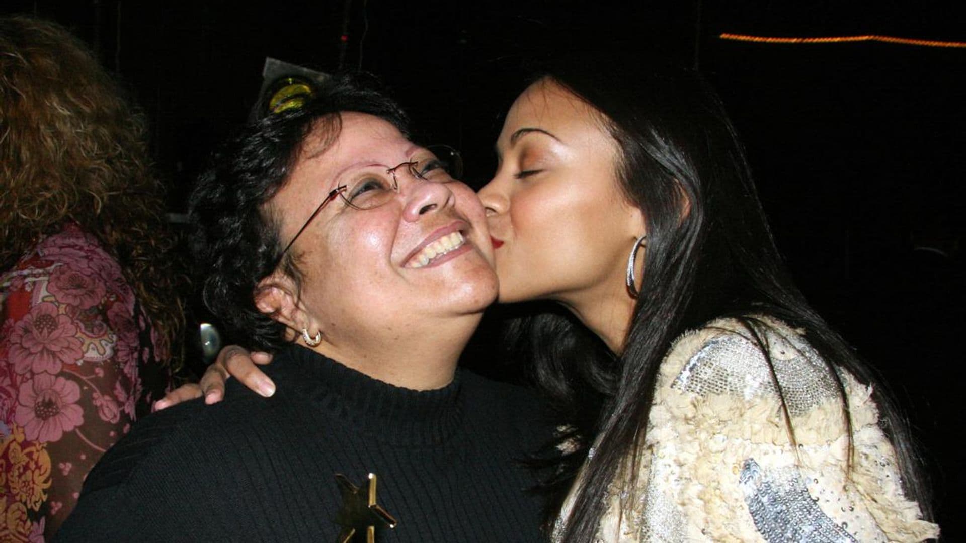 Zoe Saldana pays tribute to mom in sweet post