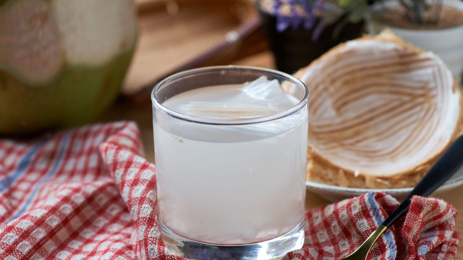 Cortisol cocktails: Does TikTok's favorite 'stress relief' drink work?