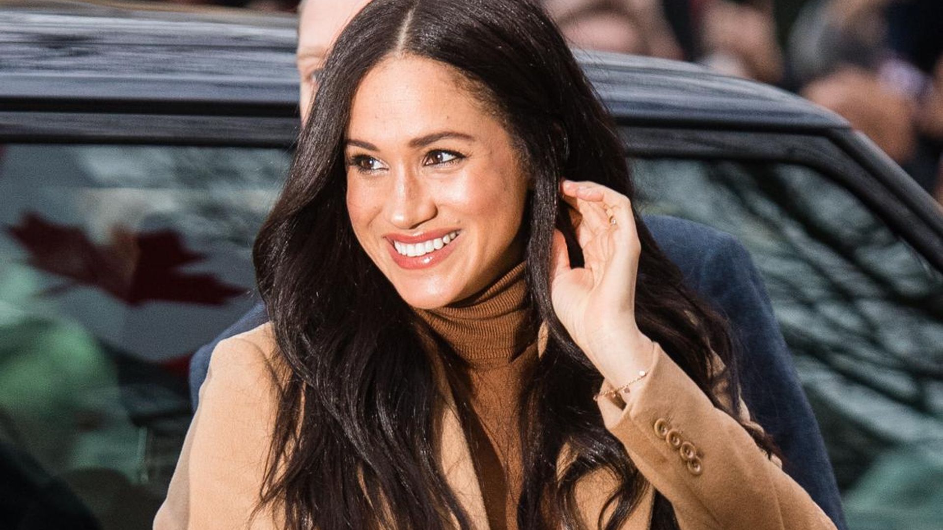 Meghan Markle switches up her look while quarantining in L.A.