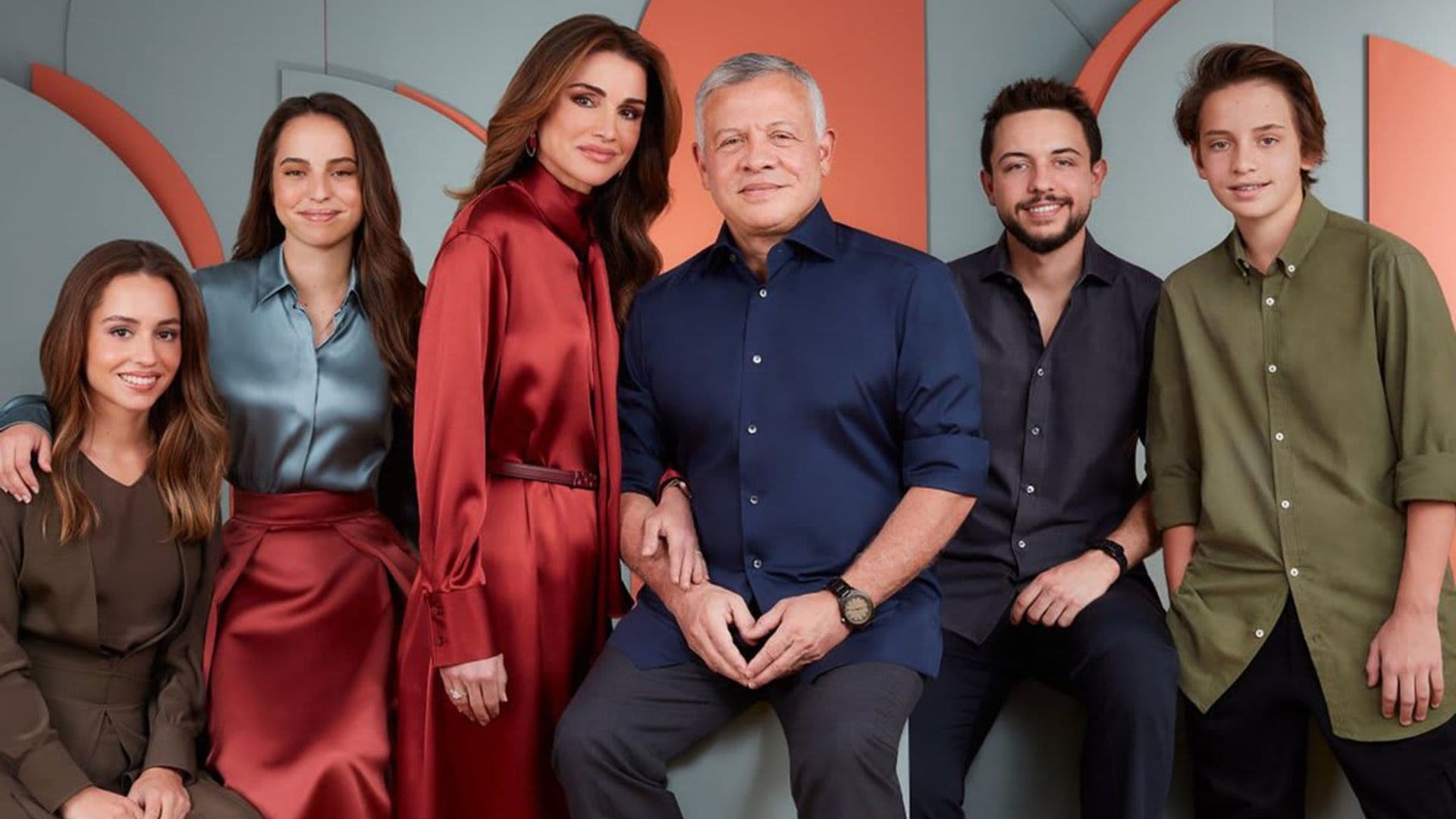 Queen Rania of Jordan shares family’s 2021 greeting card photo