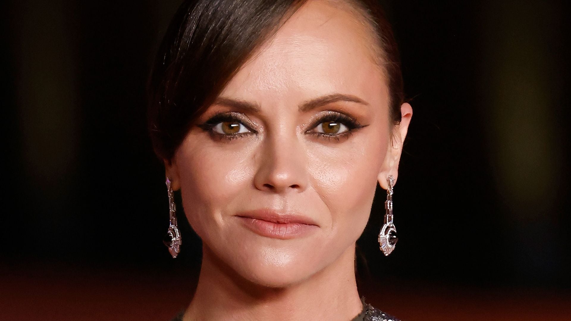 Christina Ricci reveals her unusual stress relief: 'I've talked to birds'