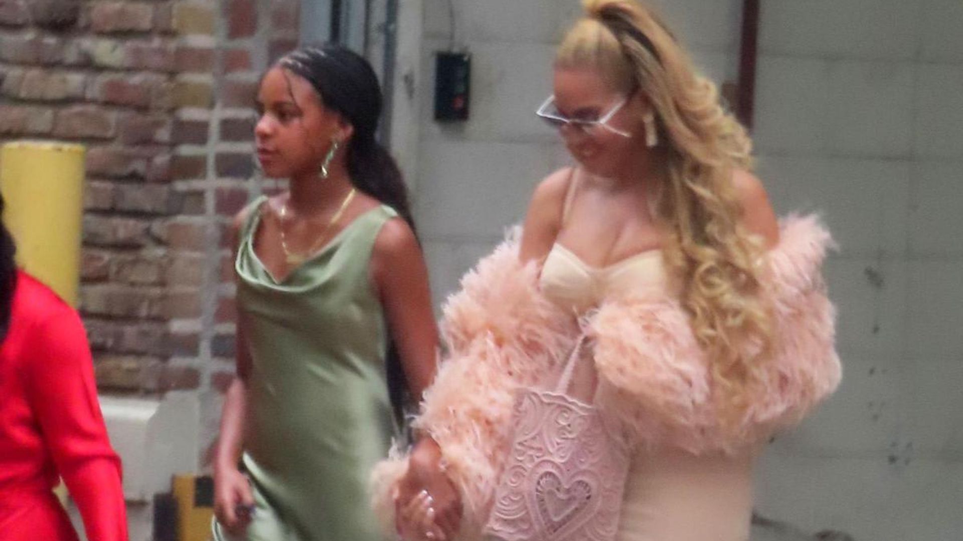blue ivy carter pink dress At the 27th Annual Angel Ball in New York City, Blue Ivy Carter turned heads in a soft pink satin dress, looking just like her mom Beyonc as she supported her grandmother