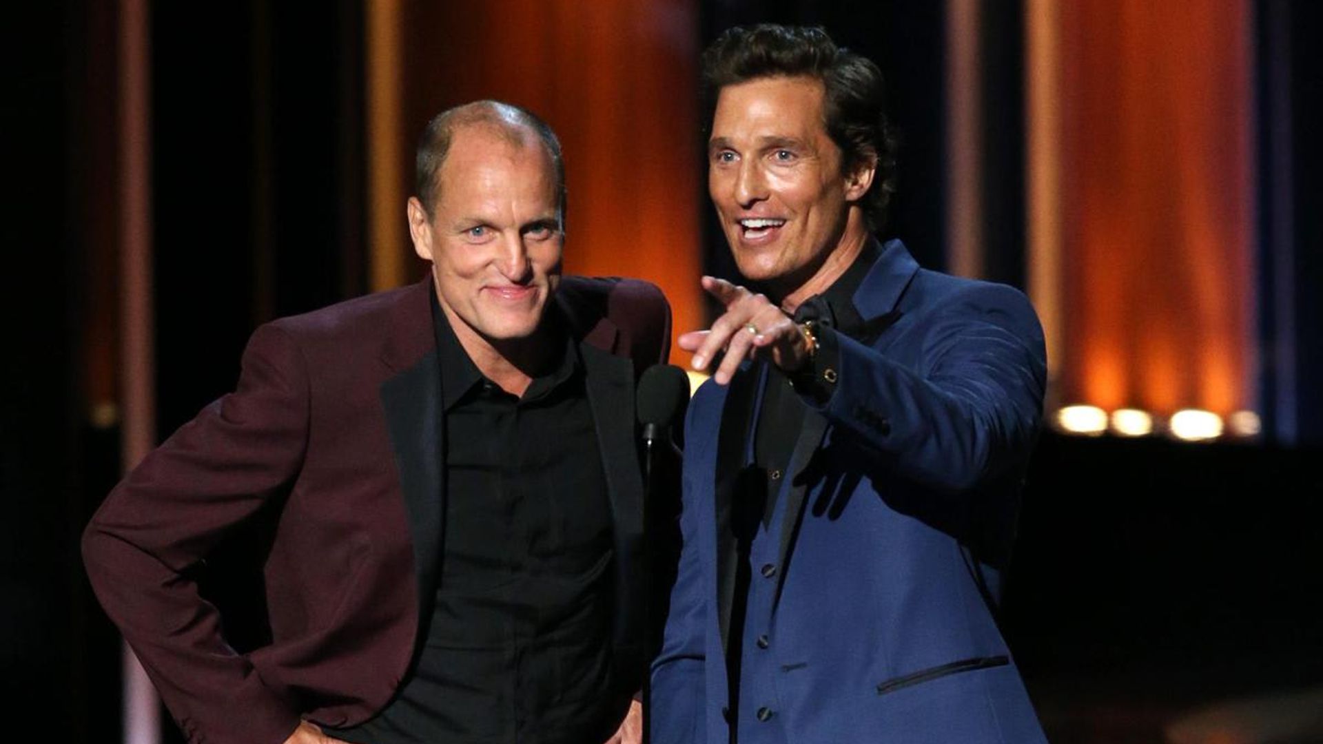 Woody Harrelson photobombs Matthew McConaughey’s daughter