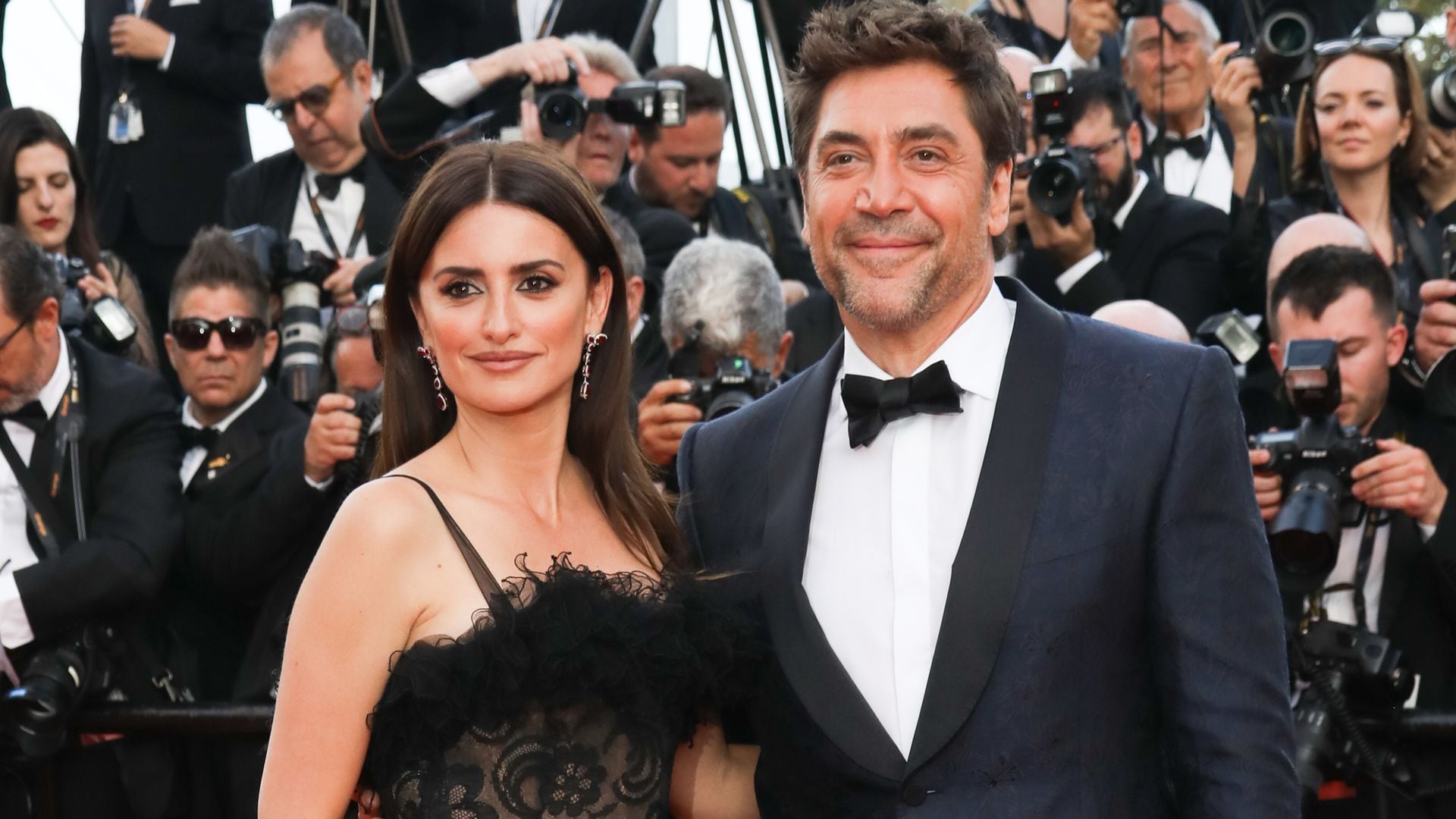 Inside Penélope Cruz and Javier Bardem’s love story after first meeting in 1992