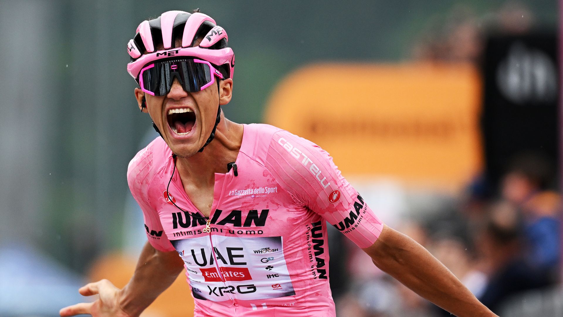 Who is Isaac del Toro, the 21-year-old Mexican cyclist making history?