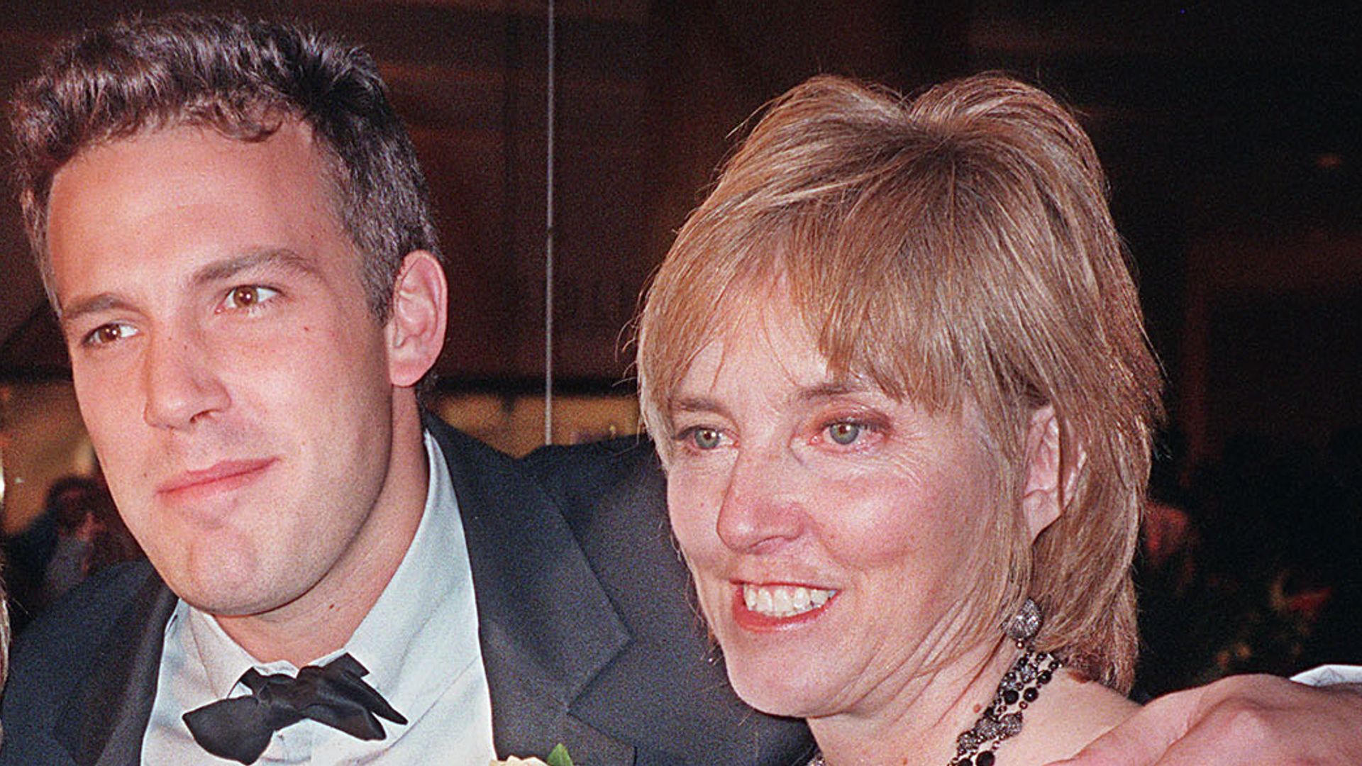 Ben Affleck's mom Chris's cause of death revealed after she died at his home - HOLA image